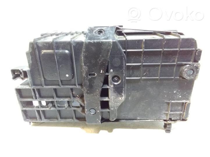 Opel Astra J Support boîte de batterie 13346249