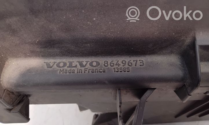 Volvo XC70 Boîtier de filtre à air 8649673