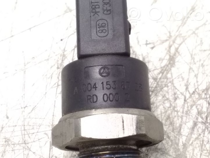 Mercedes-Benz E W211 Sensore di pressione del carburante A0041536728