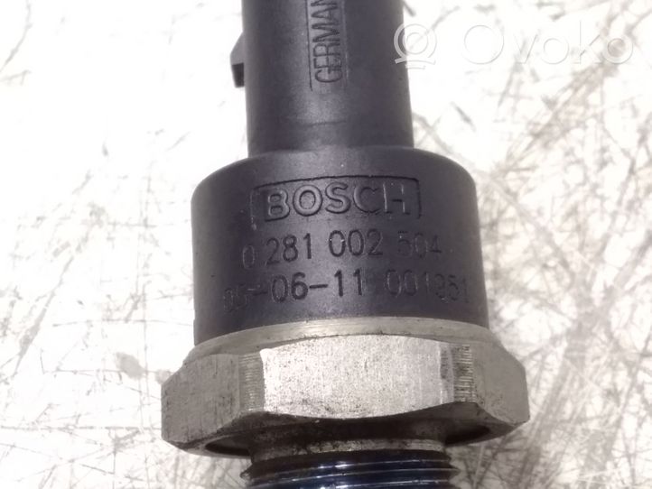 Mercedes-Benz E W211 Sensore di pressione del carburante A0041536728