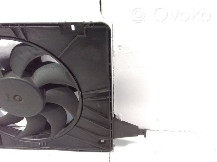 Nissan Qashqai+2 Ventilatore di raffreddamento elettrico del radiatore 