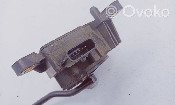 Nissan Qashqai+2 Accelerator throttle pedal 