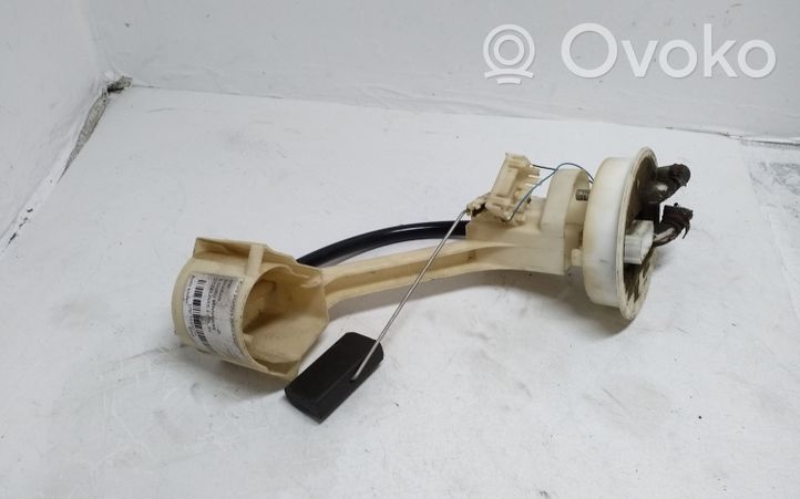 Volkswagen Sharan Sensore di livello del carburante 8E0919673D