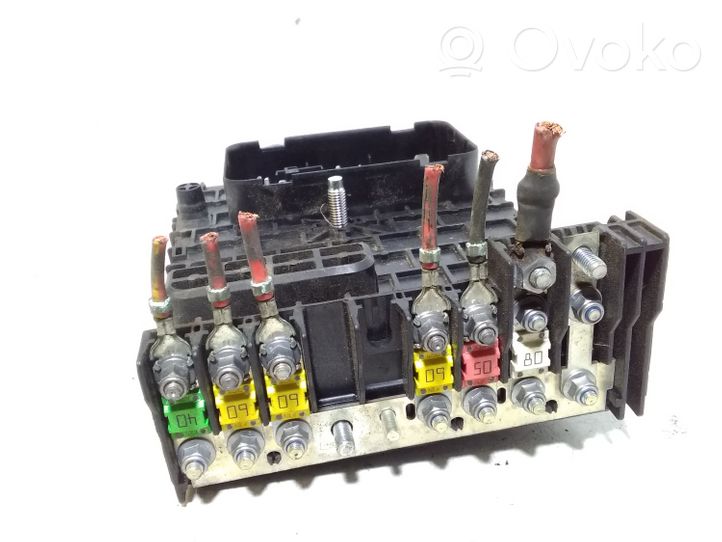 Volkswagen PASSAT CC Module de fusibles 3C0937125