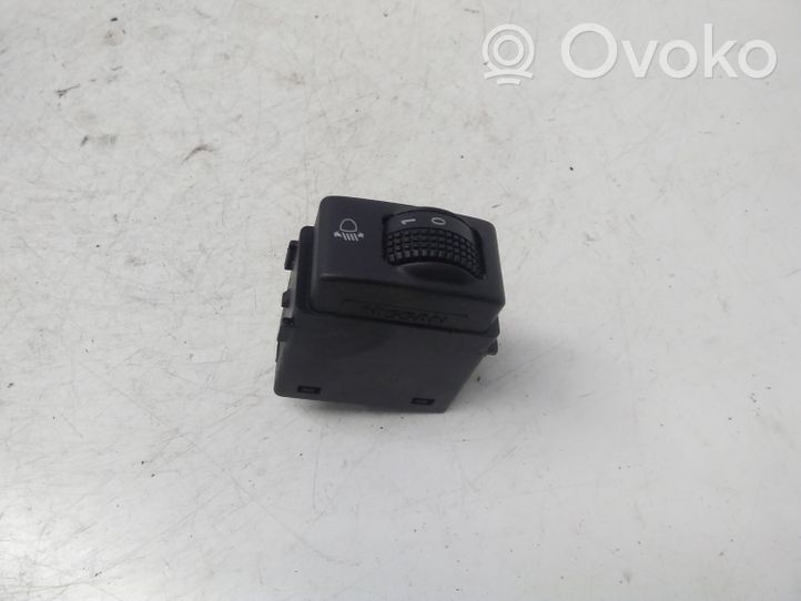 Nissan Qashqai+2 Bouton commande réglage hauteur de phares 25190BR00D