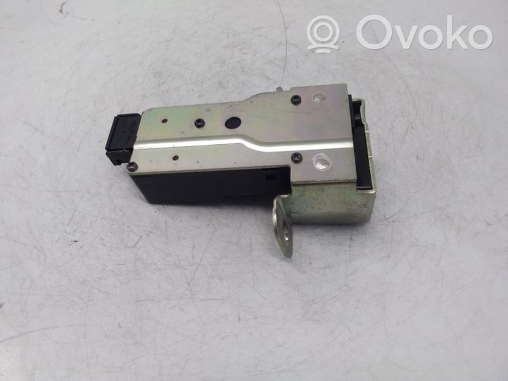 Chevrolet Captiva Tailgate window lock/catch/latch 