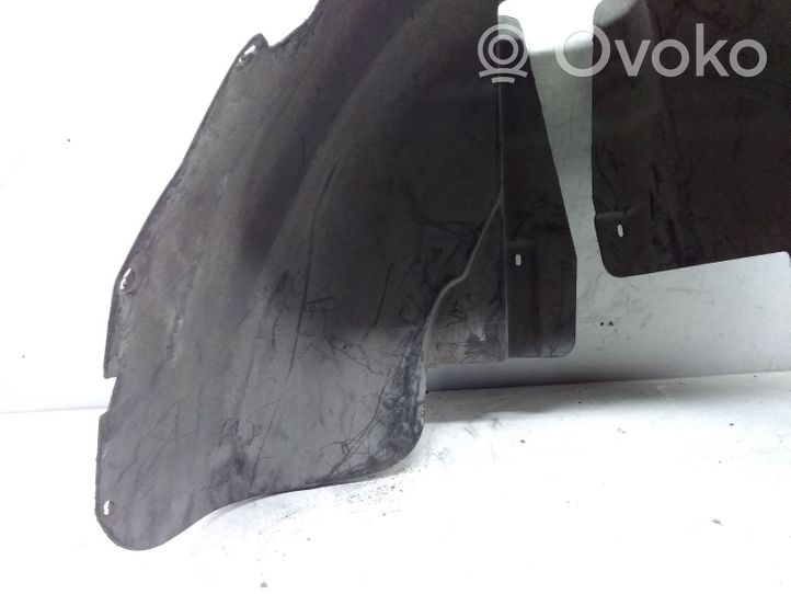 Volkswagen PASSAT B5.5 Rivestimento paraspruzzi parafango posteriore 3B0810972