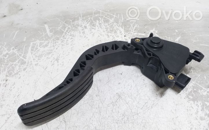 Opel Vivaro Accelerator throttle pedal 180020024R