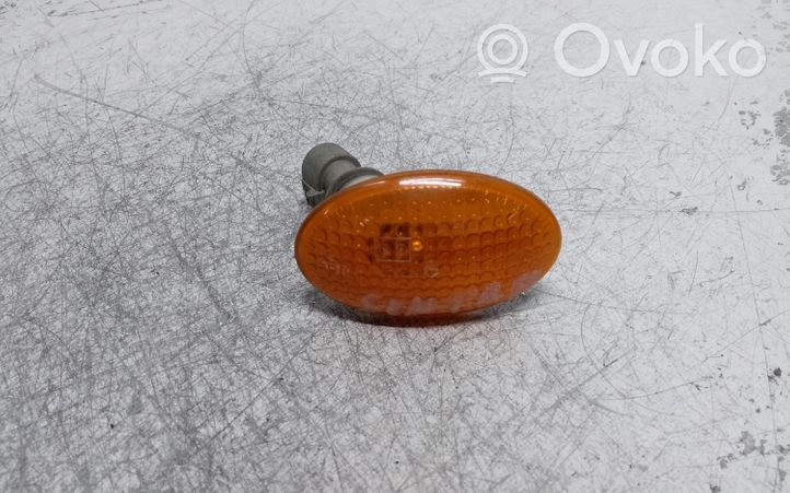 Opel Sintra Front fender indicator light 6R01015041