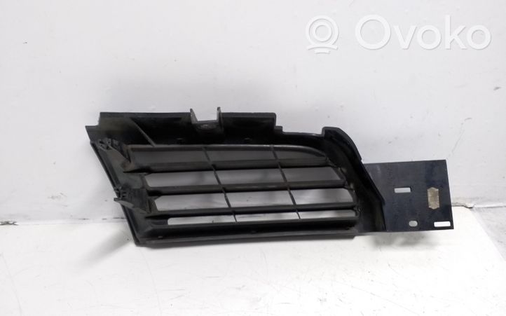 Mitsubishi Carisma Atrapa chłodnicy / Grill MR914635LH