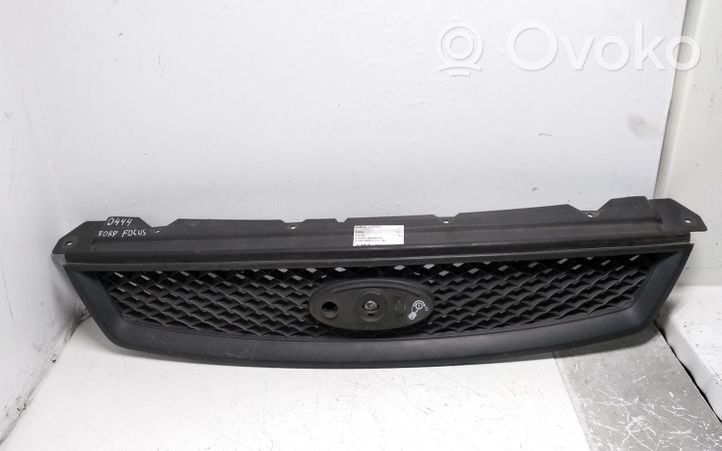 Ford Focus Front grill 4M518138AE