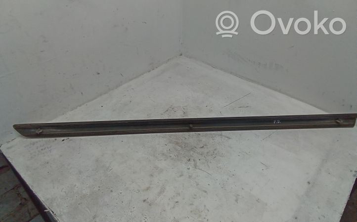 Volvo V50 Moulure de porte avant 39987037