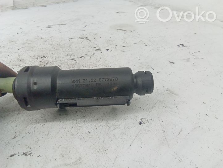 BMW X1 E84 Główny cylinder sprzęgła 6773670