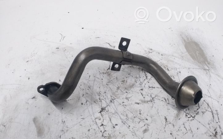 Volkswagen Touareg I Crépine d'aspiration d'huile 070115251K