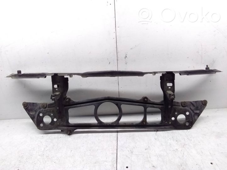 BMW 7 E38 Pannello di supporto del radiatore 