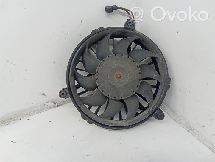 Volkswagen Transporter - Caravelle T4 Electric radiator cooling fan 701121165A