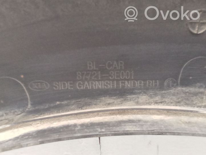 KIA Sorento Listwa / Nakładka na błotnik przedni 877213E001