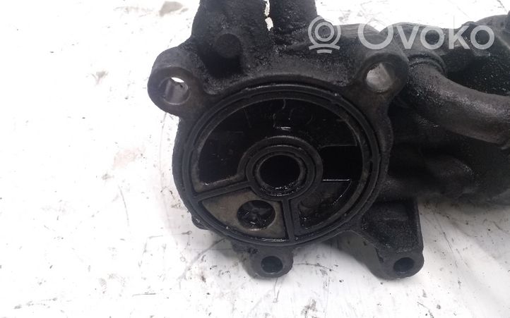 Volvo V50 Öljynsuodattimen kannake 9646115280