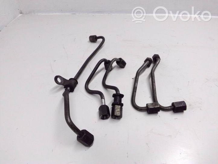 Honda CR-V Fuel injector supply line/pipe 