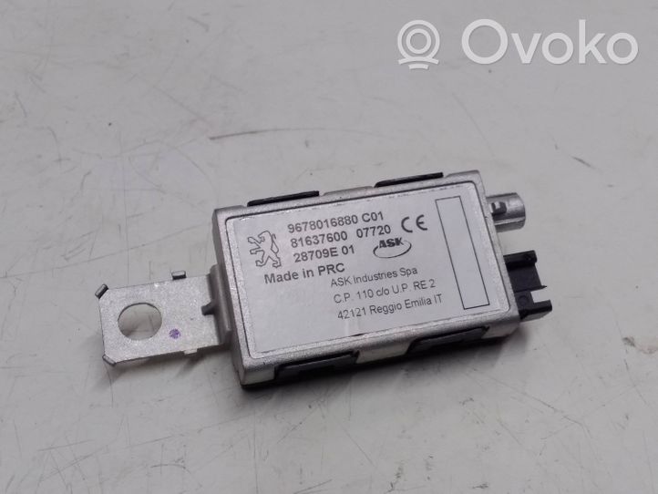 Opel Grandland X Aerial antenna amplifier 9678016880