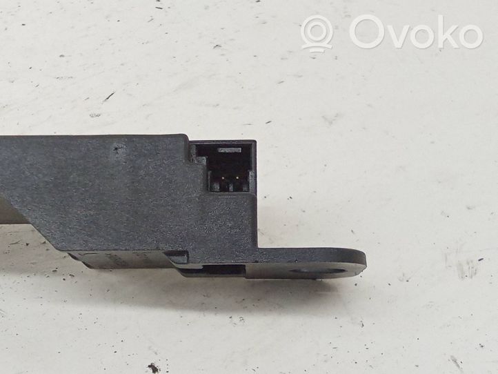 Mercedes-Benz C W205 Antenne intérieure accès confort A1668200075