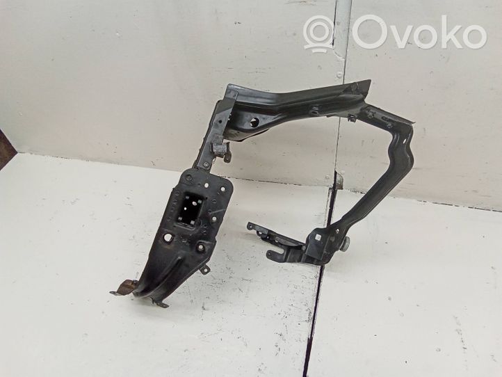 Mercedes-Benz CLS C219 Support phare frontale 