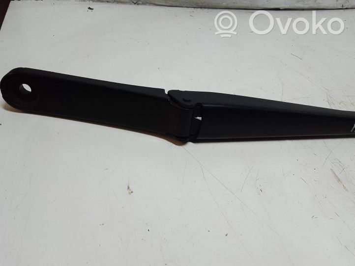 Audi A4 S4 B9 Braccio della spazzola tergicristallo anteriore W000059137