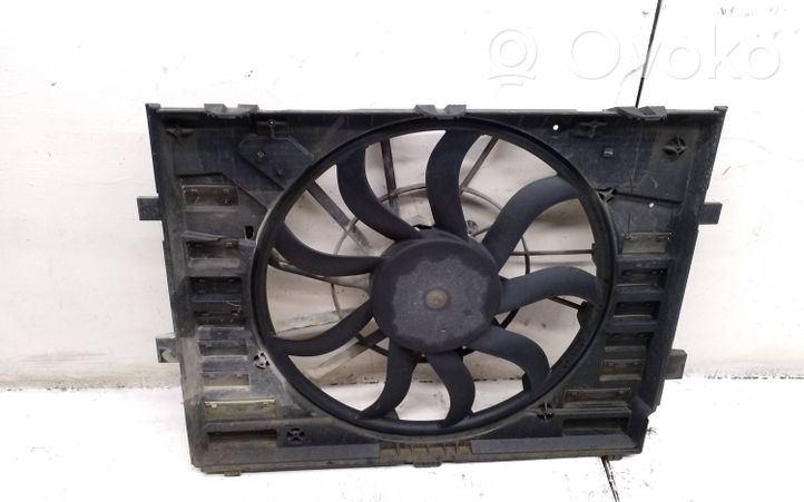 Volkswagen Touareg II Ventilatore di raffreddamento elettrico del radiatore 7P0121207A