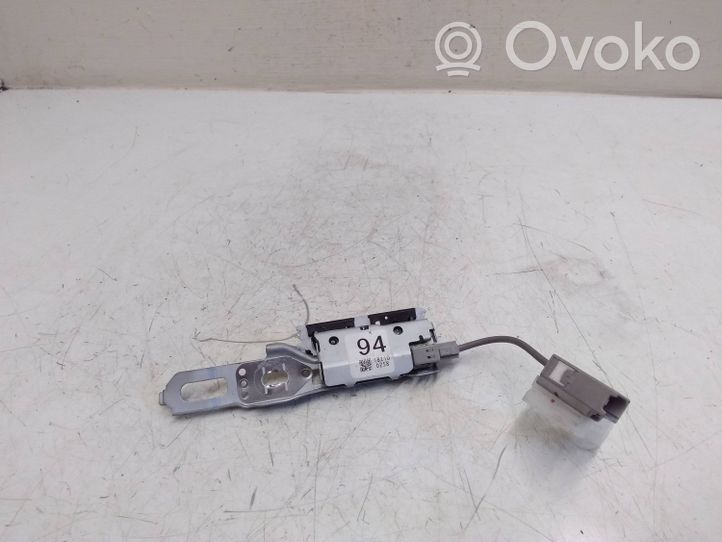 Toyota Prius (XW50) Antenos stiprintuvas 18Z10