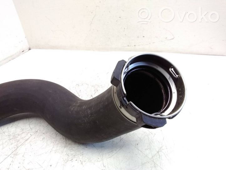 Mercedes-Benz GLA W156 Tube d'admission de tuyau de refroidisseur intermédiaire A2465281182