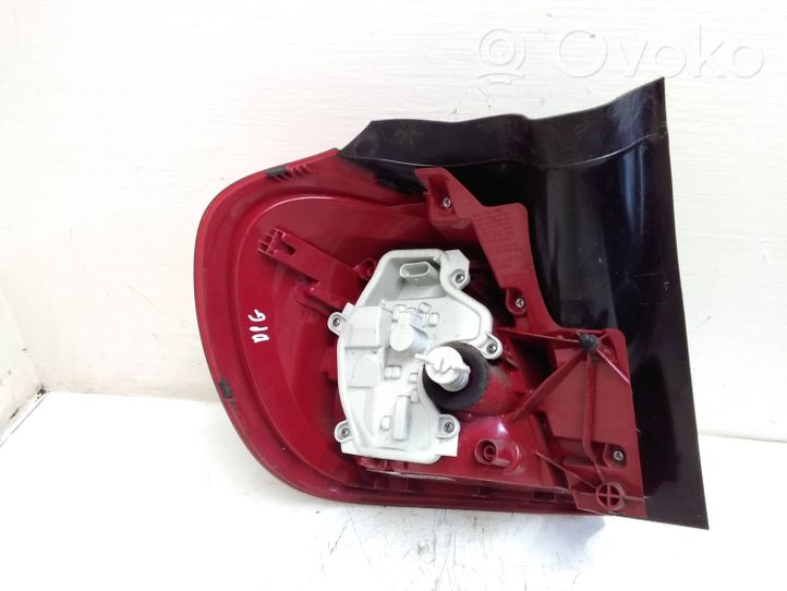 Mercedes-Benz GLA W156 Rear/tail lights A1569060858