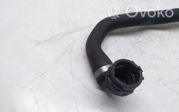 BMW 1 E82 E88 Engine coolant pipe/hose 