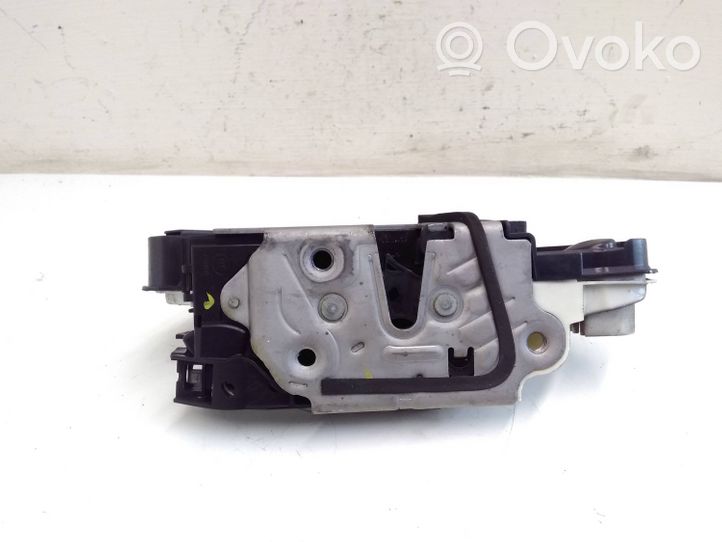 Volkswagen Sharan Front door lock 5K2837016H