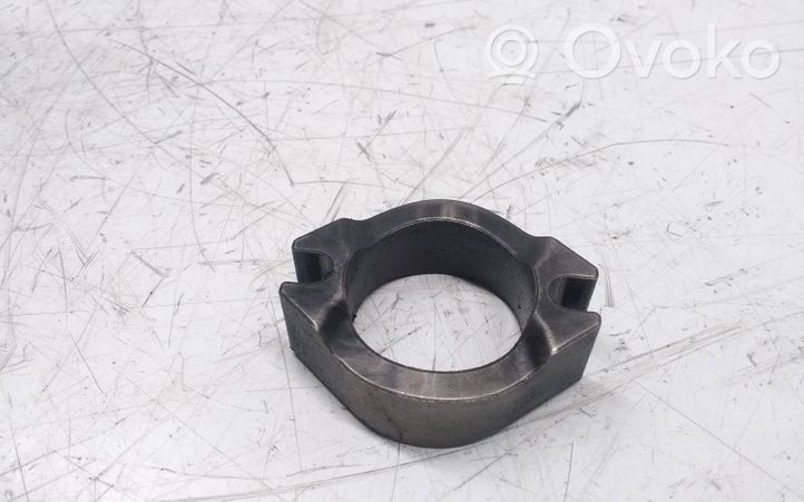 Subaru Outback Support de pince d'injecteur de carburant 