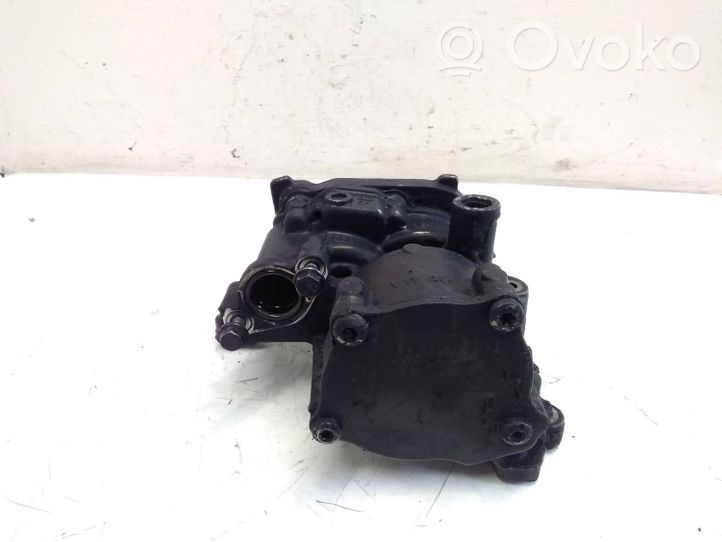 Volkswagen Sharan Oil pump 04L145305