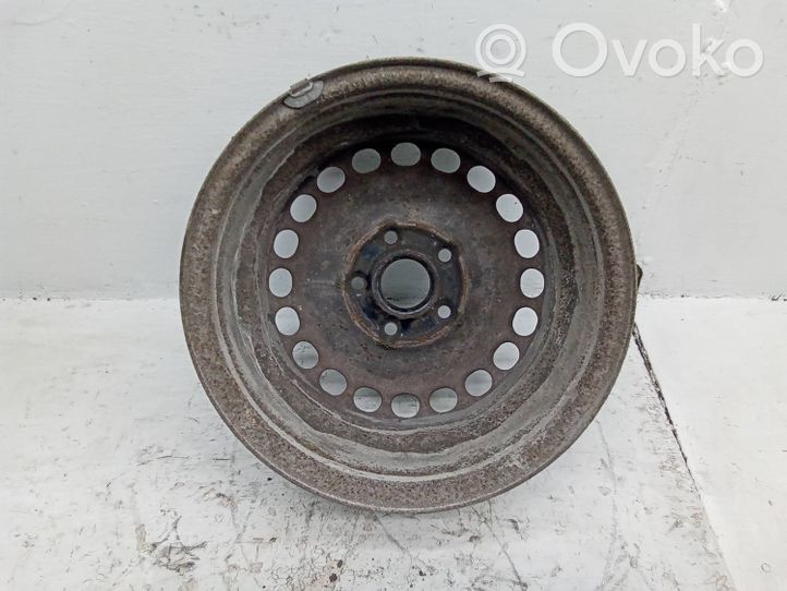 Volkswagen PASSAT B5 R 15 plieninis štampuotas ratlankis (-iai) 4B0601027