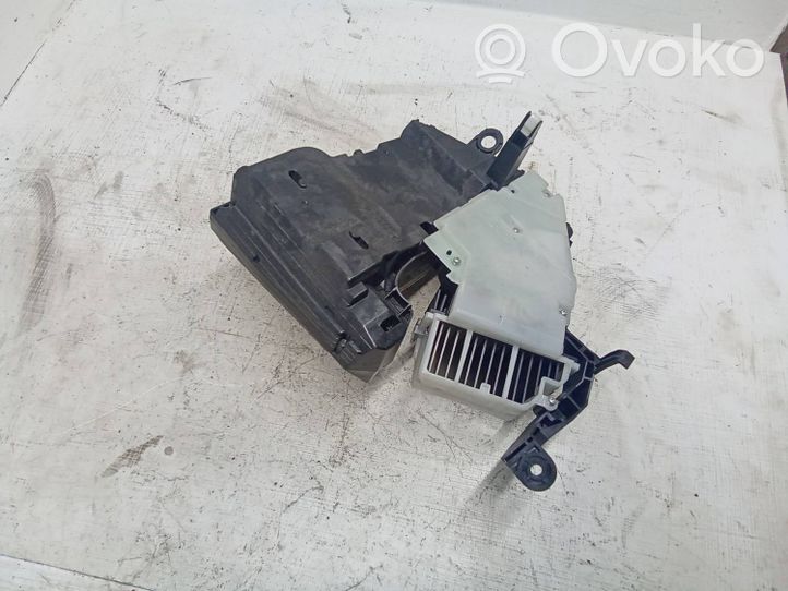 Toyota Prius (XW30) Schermo del visore a sovrimpressione 83108470101