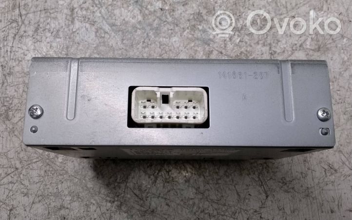 Toyota Prius (XW30) Amplificatore 8610047100