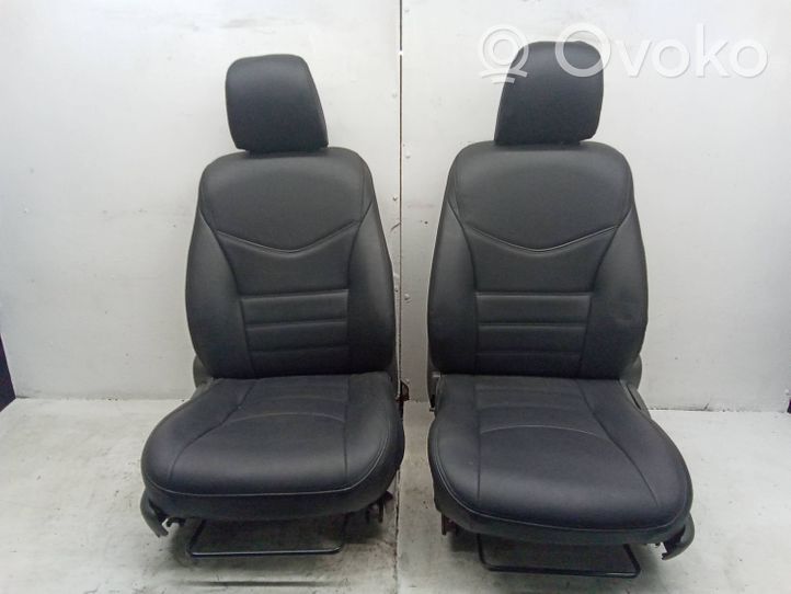 Toyota Prius (XW30) Set interni 