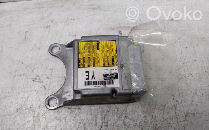 Toyota Prius (XW30) Sterownik / Moduł Airbag 8917047110