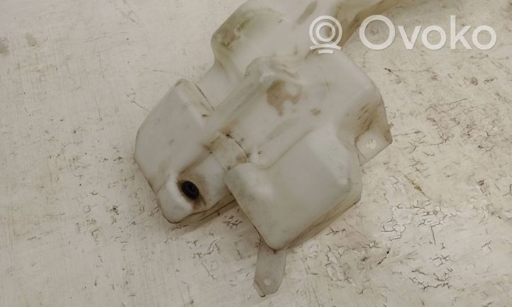 Honda CR-V Windshield washer fluid reservoir/tank 