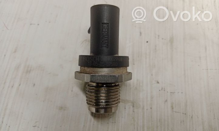 BMW 3 F30 F35 F31 Fuel pressure sensor 0281002948