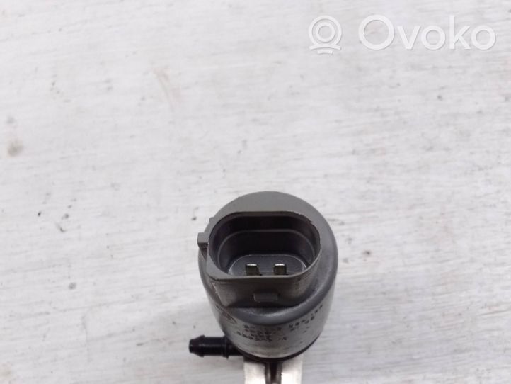 BMW 1 E82 E88 Pompe de lave-glace de pare-brise 6934159