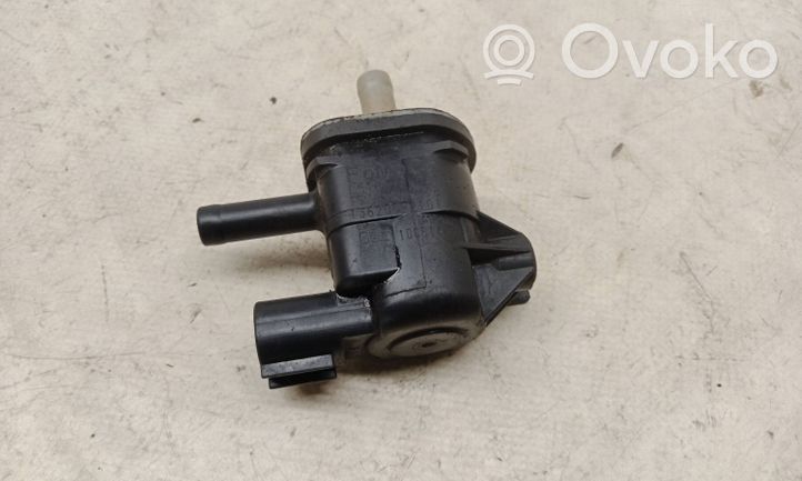 Mazda CX-7 Electrovanne Soupape de Sûreté / Dépression L51818741