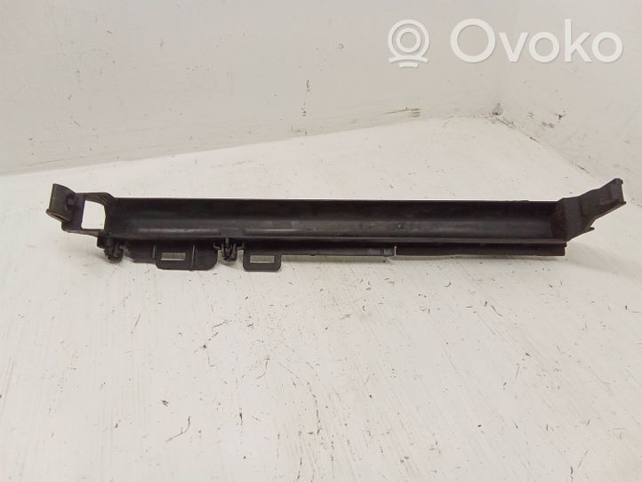 Volkswagen PASSAT CC Radiator mount bracket 0477902913