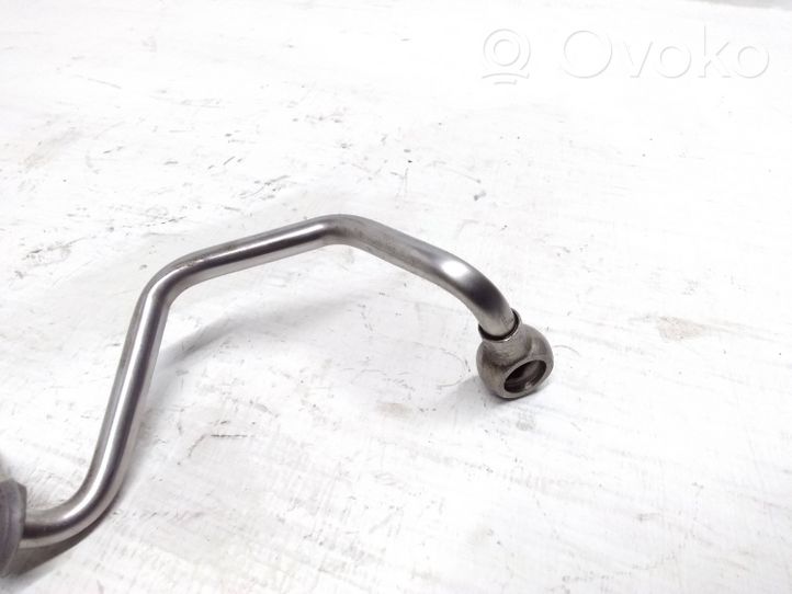 Volkswagen Tiguan Turbo turbocharger oiling pipe/hose 04L145771H