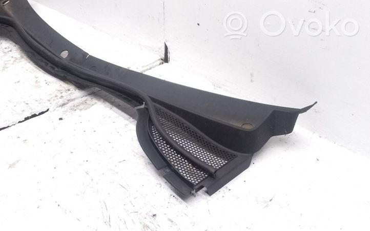 Volkswagen Tiguan Rivestimento del tergicristallo 5N2819404A