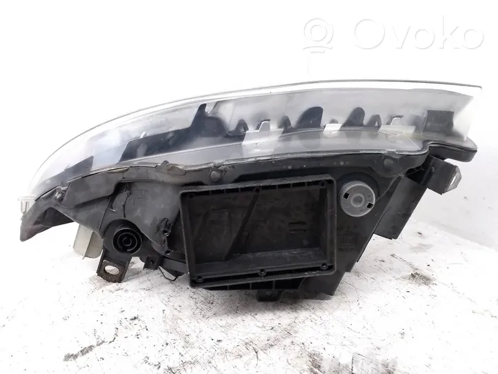 BMW 1 E81 E87 Lampa przednia 7249652