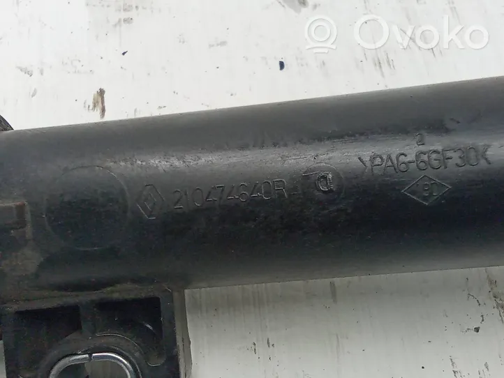 Opel Vivaro Трубка (трубки)/ шланг (шланги) 210474640R
