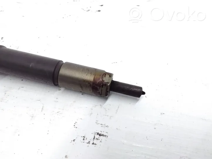 Fiat 500L Injecteur de carburant 0445110351